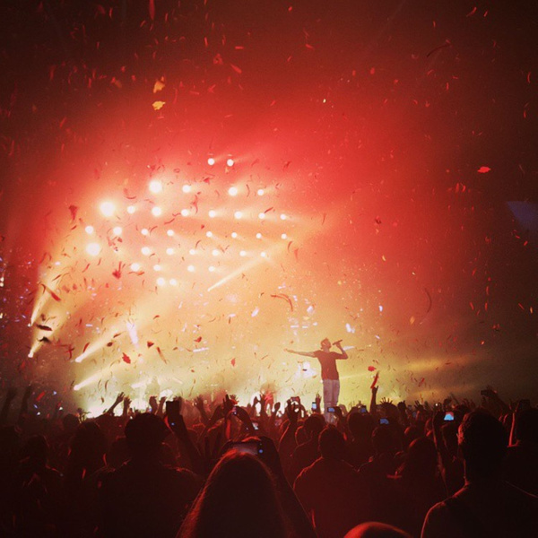 凤舞红尘 相关产品