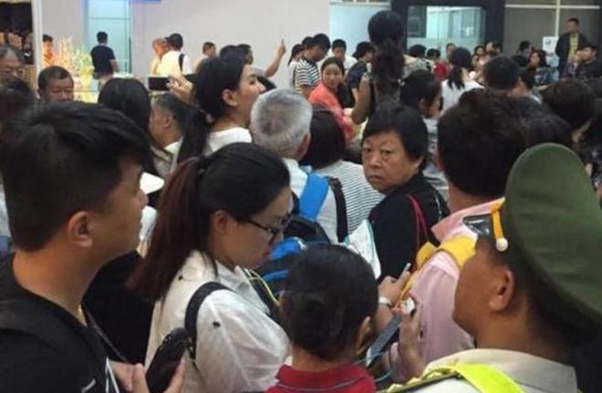 圣罗兰传 推荐产品