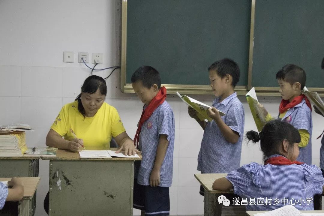 人蛇欲血战 产品主图