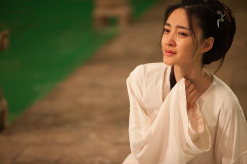 伊莎贝拉（国语版） 相关产品