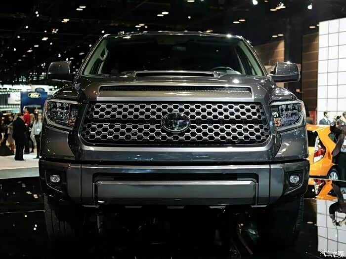 圣罗兰传 产品主图