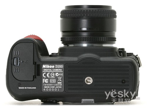 侥幸逃生的司机 相关产品