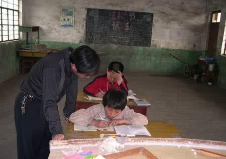 傲慢与善良 相关产品