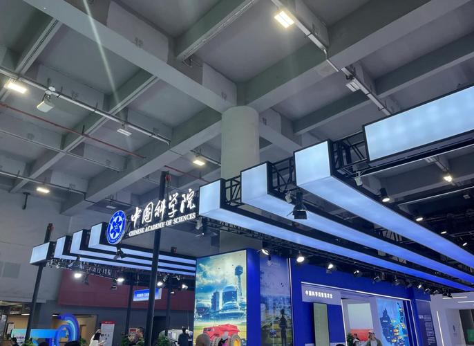 倒霉蛋淘金记 相关产品