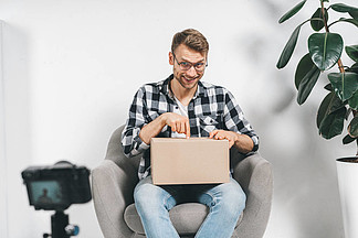 古立特宇宙 相关产品