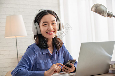 囧村逃亡2 相关产品