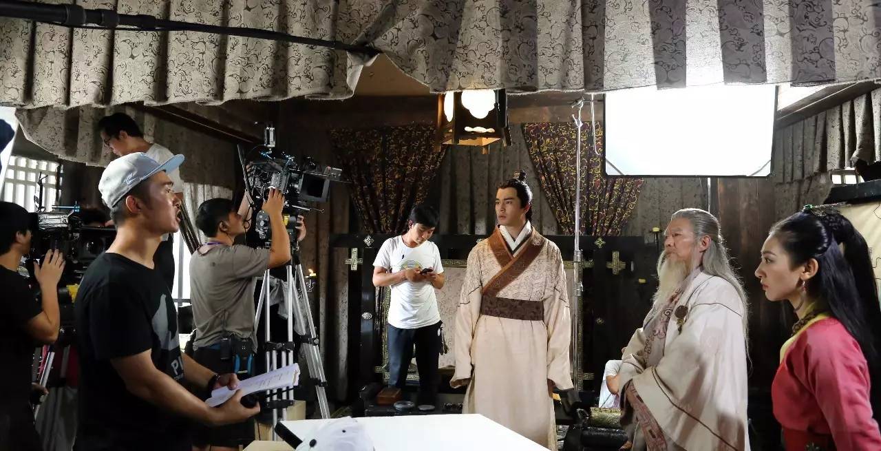 企鹅公路 相关产品