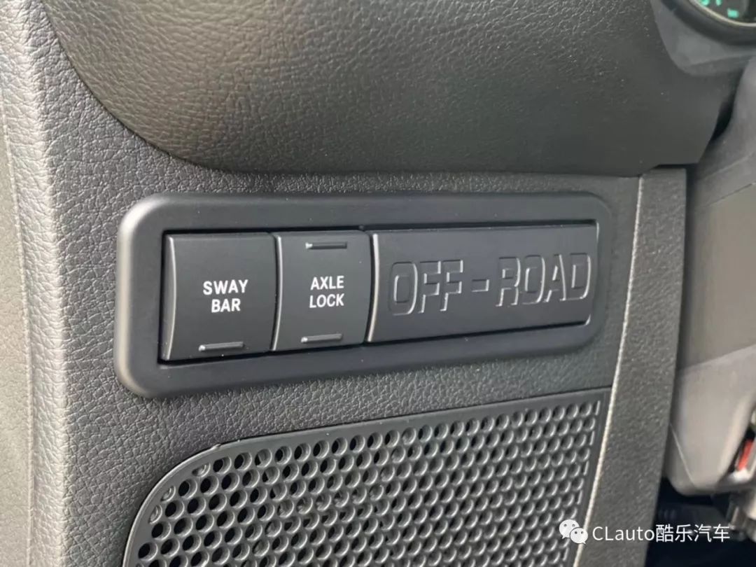 侧耳倾听 产品主图