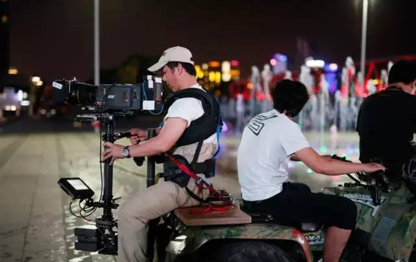 元首偷走了粉兔子 产品图片